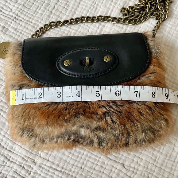 Ugg | Foxley Brown Fur and Black Leather Foldover Crossbody Purse Handbag - Picture 7 of 9